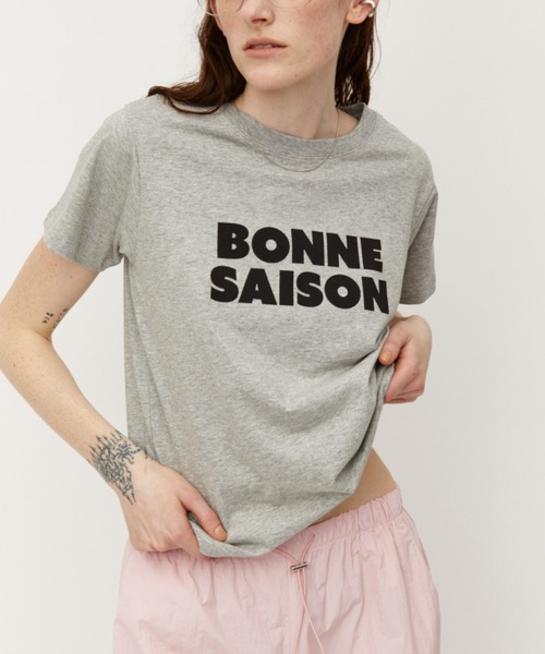 Auntie Rosa Holiday(アンティローザホリデー)の「BONNESAISONプリントTEE(Tシャツ/カットソー・レディース・オフホワイト/グレー・FREE)」の3枚目の写真
