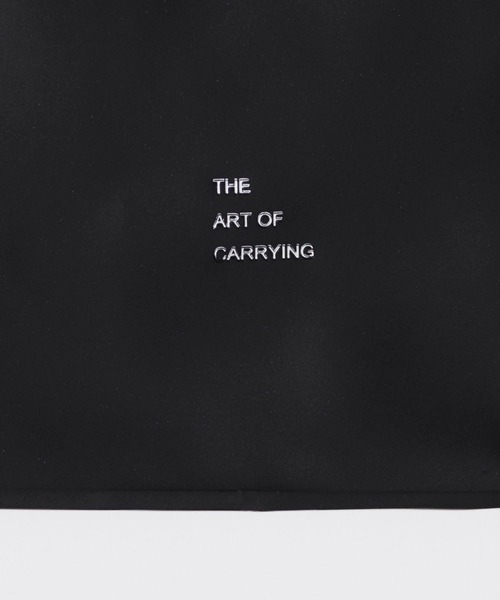 THE ART OF CARRYING(ジアートオブキャリング)の「【THE ART OF CARRYING】PAPER MARKET(ハンドバッグ・レディース・ブラック/ホワイト・FREE)」の7枚目の写真