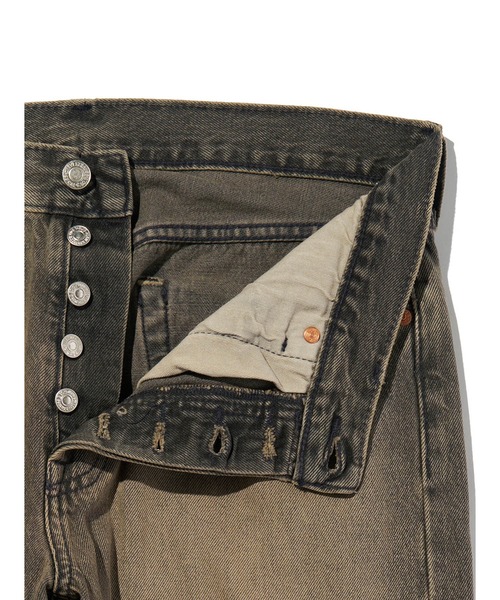 Levi's（リーバイス）の「Levi's/リーバイス 501(R) オリジナルジーンズ（デニムパンツ・メンズ・グレー・W36 L32/W34 L32/W33 L32/W32 L32/W31 L32/W30 L32/W29 L32/W28 L32）」の6枚目の写真