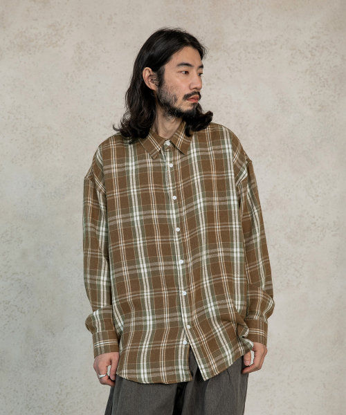 RUGGED HOUSE(ラギッドハウス)の「プレイドオーバーサイズチェックシャツ2カラー(シャツ/ブラウス・メンズ・ブラック/ブラウン・FREE)」の3枚目の写真