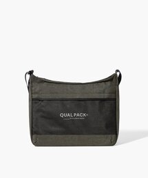 QUALPACK（クアルパック）の「メッシュポケットクロスバッグ QC3012 カーキ（メッセンジャーバッグ）」