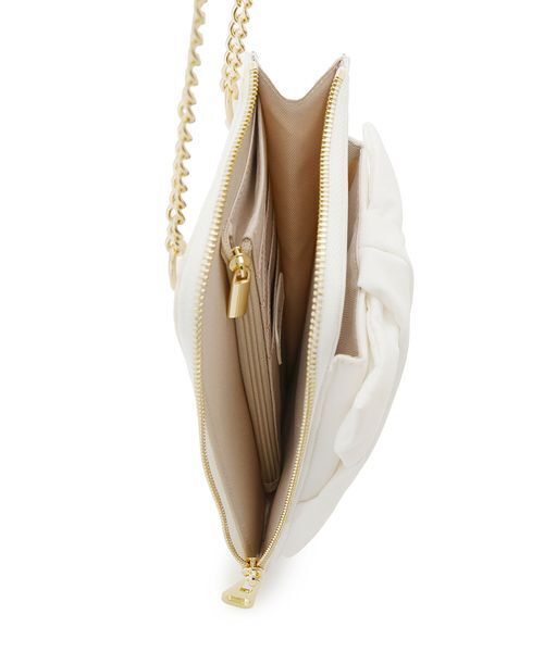 SNIDEL（スナイデル）の「【WEB限定カラーあり】パフィーリボンミニショルダー（ショルダーバッグ・レディース・ライトピンク/ブラック/ホワイト/イエロー・F）」の12枚目の写真