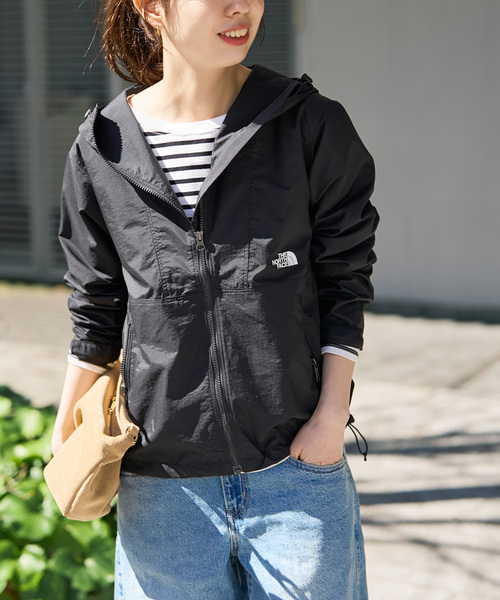 Spick & Span（スピックアンドスパン）の「《WEB+一部店舗限定 / 追加》THE NORTH FACE/ザノースフェイス Compact jacket（ナイロンジャケット・レディース・ブラック/ホワイト系その他・MEDIUM）」の6枚目の写真