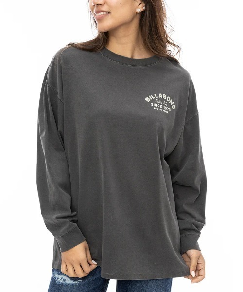 BILLABONG(ビラボン)の「【BILLABONG/ビラボン】 FELLIN FREE LOOSE LS/バックプリント 長袖 ロンT(Tシャツ/カットソー・レディース・スミクロ・MEDIUM)」の6枚目の写真