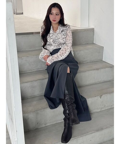 MERCURYDUO（マーキュリーデュオ）の「ダブルラッフルバイカラーパイピングブラウス（シャツ/ブラウス・レディース・ライトグレー/ブラック/アイボリー・FREE）」の16枚目の写真