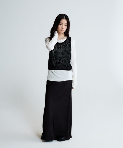 JEANASIS（ジーナシス）の「アソートワッシャーサテンマキシスカート/638845（スカート・レディース・ナチュラル/ブラック/パープル系その他・MEDIUM/SMALL）」の22枚目の写真