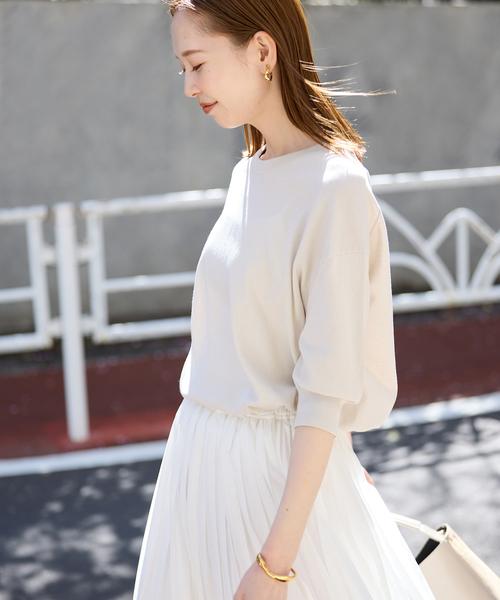 SLOBE IENA（スローブイエナ）の「《シリーズあり》コットンキュプラハーフスリーブプルオーバー（ニット/セーター・レディース・ベージュ/ピンク/チャコールグレー/アイボリー・FREE）」の2枚目の写真