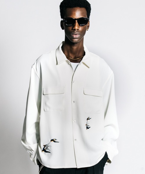 CRIMIE(クライミー)の「TAILORED SWALLOW EMBROIDERY L/S SHIRT _ EASY CARE(シャツ/ブラウス・メンズ・ホワイト/ブラック・XL/L/M/XXL)」の1枚目の写真