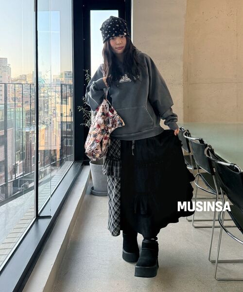 TYPESERVICE（タイプサービス）の「Washed Raglan Hoodie [Charcoal]（パーカー・レディース・その他・FREE）」の6枚目の写真