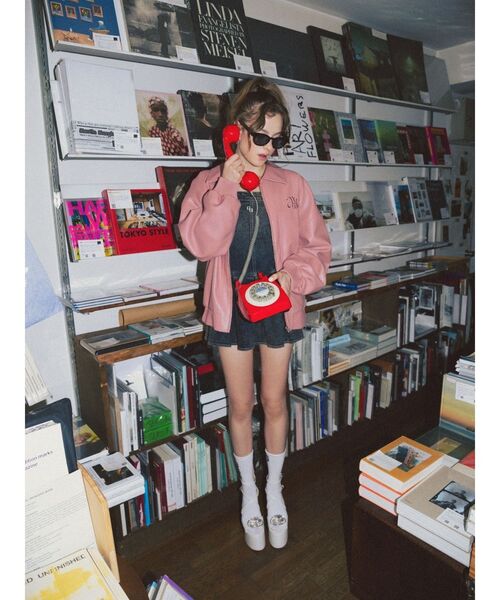 GYDA(ジェイダ)の「GG bijouデニムプリーツスカートライクミニワンピース(ワンピース・レディース・インディゴブルー/ライトブルー・MEDIUM/SMALL)」の15枚目の写真