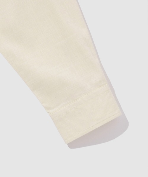 Mac-House(マックハウス)の「GENUINE Dickies コットンシャンブレー ダブルポケット 長袖ワークシャツ(シャツ/ブラウス・メンズ・オフホワイト/ブルー/ブラック・M/L/XL)」の9枚目の写真