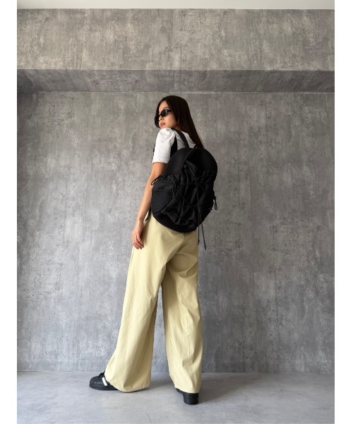 TRUNC（トランクエイティーエイト）の「Drowcord Back Pack / ドローコードバックパック（バックパック/リュック・レディース・ブラック・FREE）」の16枚目の写真