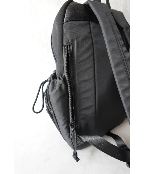 TRUNC（トランクエイティーエイト）の「Drowcord Back Pack / ドローコードバックパック（バックパック/リュック・レディース・ブラック・FREE）」の18枚目の写真