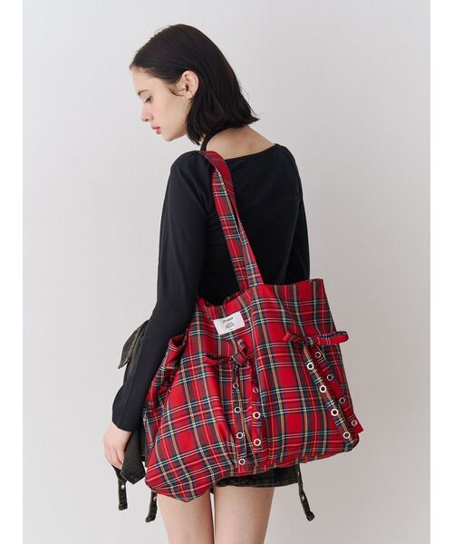 jouetie（ジュエティ）の「ハトメリボンビッグトート（トートバッグ・レディース・レッド/ブラウン/ブラック/オフホワイト・FREE）」の7枚目の写真