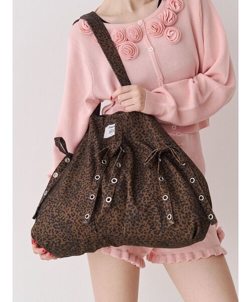 jouetie（ジュエティ）の「ハトメリボンビッグトート（トートバッグ・レディース・レッド/ブラウン/ブラック/オフホワイト・FREE）」の19枚目の写真