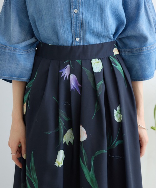 KATHARINE ROSS（キャサリンロス）の「【KATHARINE ROSS】チューリッププリントスカート（スカート・レディース・アイボリー/ネイビー・SMALL/MEDIUM）」の16枚目の写真