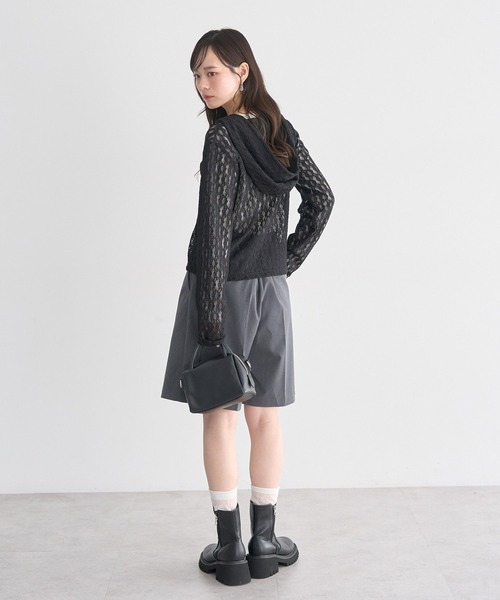 earth music&ecology(アースミュージックアンドエコロジー)の「レースパーカー(パーカー・レディース・ブラック/アイボリー・FREE)」の10枚目の写真