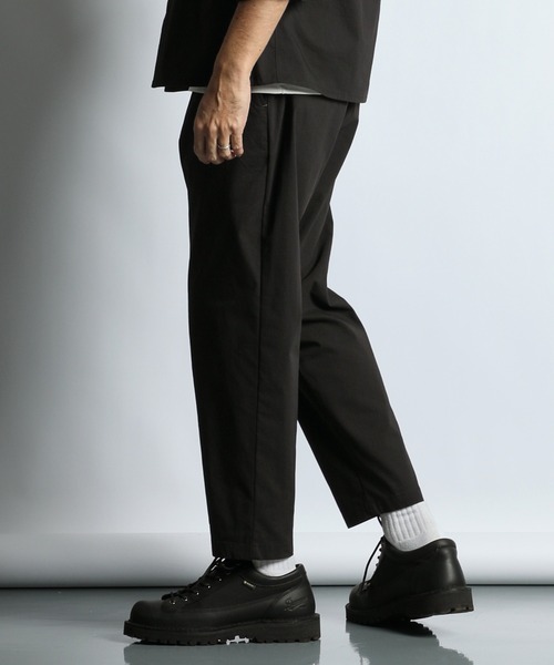 The DUFFER of ST.GEORGE（ザダファーオブセントジョージ）の「SUPER STRETCH TAPERED EASY PANTS：セットアップ対応 スーパーストレッチ テーパードイージーパンツ（スラックス・メンズ・ブラック/ブラウン/ネイビー・MEDIUM/LARGE/X-LARGE）」の10枚目の写真