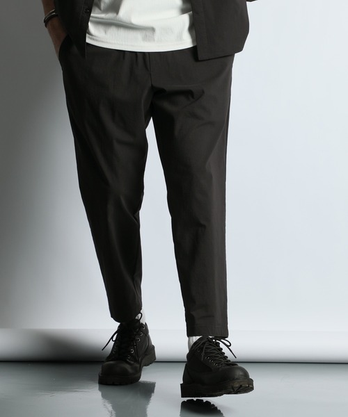 The DUFFER of ST.GEORGE（ザダファーオブセントジョージ）の「SUPER STRETCH TAPERED EASY PANTS：セットアップ対応 スーパーストレッチ テーパードイージーパンツ（スラックス・メンズ・ブラック/ブラウン/ネイビー・MEDIUM/LARGE/X-LARGE）」の4枚目の写真