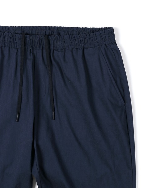 The DUFFER of ST.GEORGE（ザダファーオブセントジョージ）の「SUPER STRETCH TAPERED EASY PANTS：セットアップ対応 スーパーストレッチ テーパードイージーパンツ（スラックス・メンズ・ブラック/ブラウン/ネイビー・MEDIUM/LARGE/X-LARGE）」の17枚目の写真