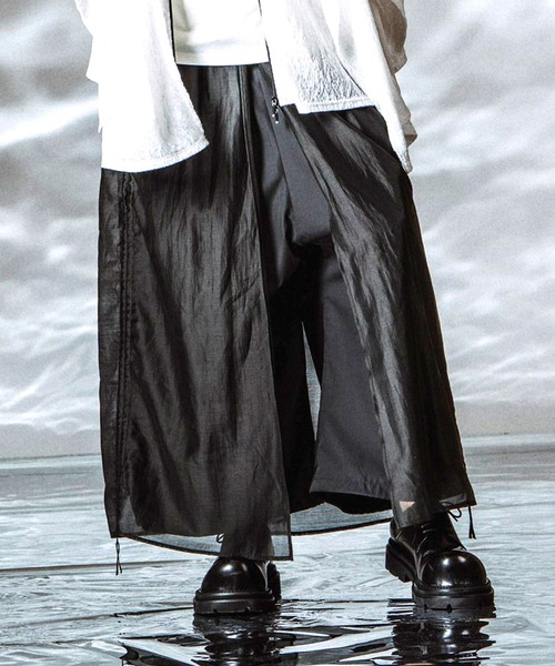 NO ID.（ノーアイディ）の「【NO ID.】Drawstrings Layered Baggy Pants / ドローストリングスレイヤードバギートラウザーズ（その他パンツ・メンズ・その他22/ブラック/グレー・2/1）」の2枚目の写真