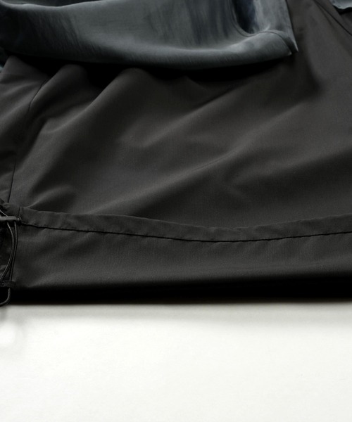 NO ID.（ノーアイディ）の「【NO ID.】Drawstrings Layered Baggy Pants / ドローストリングスレイヤードバギートラウザーズ（その他パンツ・メンズ・その他22/ブラック/グレー・2/1）」の5枚目の写真