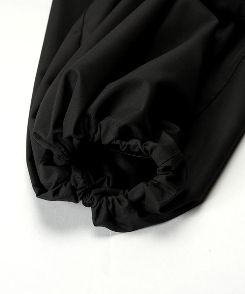 NO ID.（ノーアイディ）の「【NO ID.】Drawstrings Layered Baggy Pants / ドローストリングスレイヤードバギートラウザーズ（その他パンツ・メンズ・その他22/ブラック/グレー・2/1）」の6枚目の写真