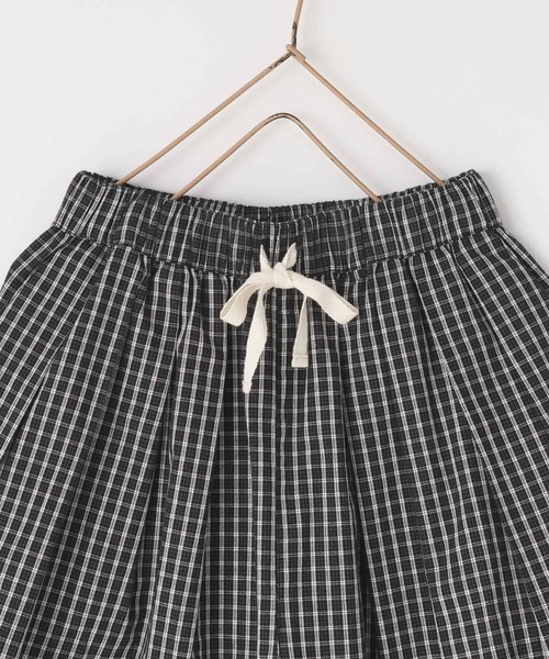 LOWRYS FARM（ローリーズファーム）の「チェックバルーンパンツ　664863（その他パンツ・キッズ・ブラック/アイボリー・110cm/120cm/130cm/140cm/150cm）」の13枚目の写真