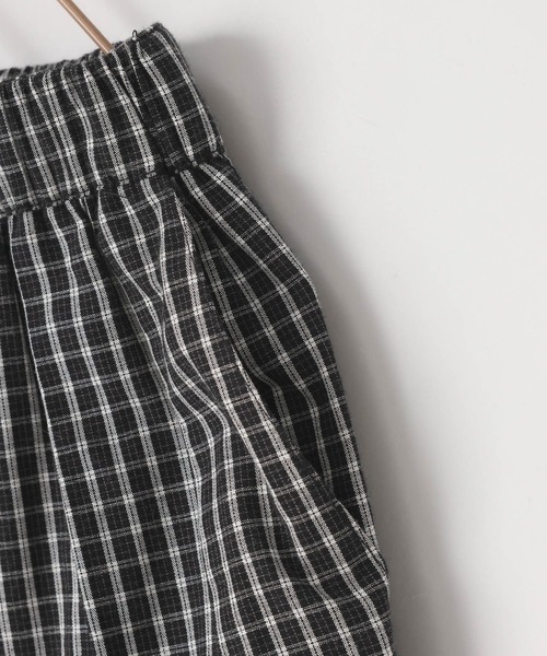 LOWRYS FARM（ローリーズファーム）の「チェックバルーンパンツ　664863（その他パンツ・キッズ・ブラック/アイボリー・110cm/120cm/130cm/140cm/150cm）」の12枚目の写真