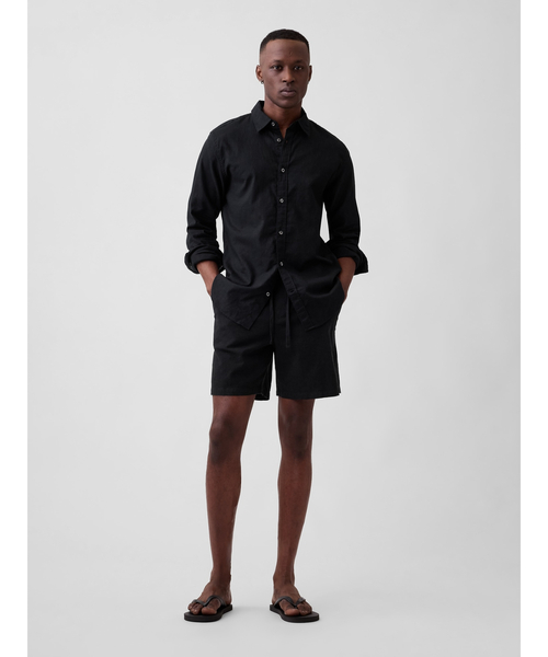 GAP（ギャップ）の「7インチ リネンブレンド イージーウエストショートパンツ（その他パンツ・メンズ・ベージュ/ブラック・L/M/S/XS/XL）」の3枚目の写真