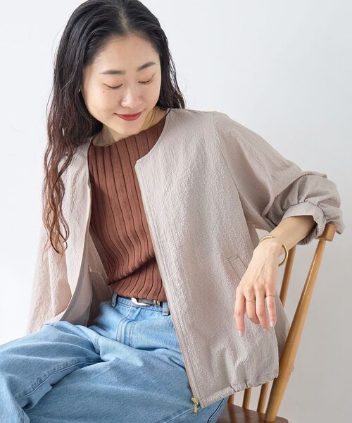 le.coeur blanc（ルクールブラン）の「カラミタンブラータックスリーブブルゾン（ブルゾン・レディース・オフホワイト/ブラック/ベージュ・38）」の3枚目の写真