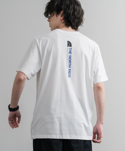 THE NORTH FACE(ザノースフェイス)の「THE NORTH FACE ザ・ノースフェイス M VERTICAL REGULAR SHORT バックプリント半袖Tシャツ(Tシャツ/カットソー・メンズ・ブラック/ホワイト・L/M/S/XL)」の1枚目の写真