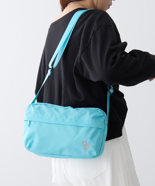 U.S. POLO ASSN.(ユーエスポロアッスン)の「【U.S. POLO ASSN.】スクエアショルダーバック USPA-2737(ショルダーバッグ・レディース・オフホワイト/ブルー/グレー/ブラック/ピンク/グリーン/レッド/ベージュ/イエロー/ネイビー・FREE)」の18枚目の写真