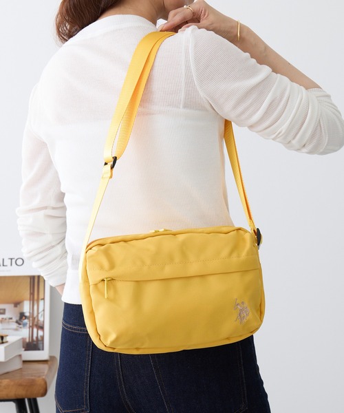 U.S. POLO ASSN.(ユーエスポロアッスン)の「【U.S. POLO ASSN.】スクエアショルダーバック USPA-2737(ショルダーバッグ・レディース・オフホワイト/ブルー/グレー/ブラック/ピンク/グリーン/レッド/ベージュ/イエロー/ネイビー・FREE)」の17枚目の写真