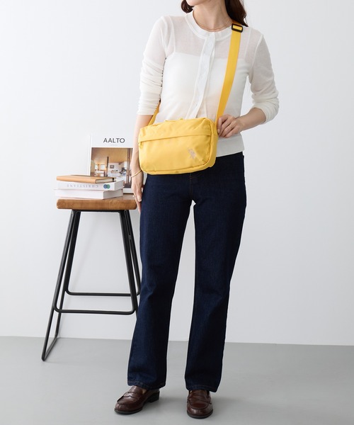 U.S. POLO ASSN.(ユーエスポロアッスン)の「【U.S. POLO ASSN.】スクエアショルダーバック USPA-2737(ショルダーバッグ・レディース・オフホワイト/ブルー/グレー/ブラック/ピンク/グリーン/レッド/ベージュ/イエロー/ネイビー・FREE)」の14枚目の写真