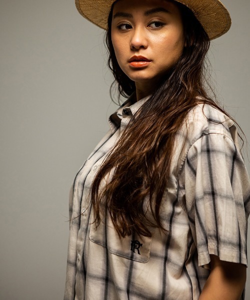 430（フォーサーティ）の「mhs2612- S-S OMBRE CHECK SHIRT オンブレチェックシャツ(26-083)（シャツ/ブラウス・メンズ・オフホワイト/ブラック/ブラウン・3/2/1/0）」の8枚目の写真