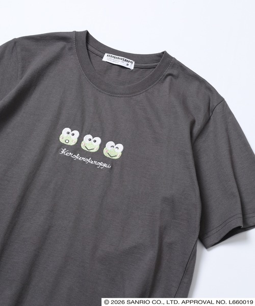 sanrio(サンリオ)の「サンリオキャラクターズ 天竺半袖Tシャツ(Tシャツ/カットソー・レディース・ラベンダー/ブラック/ネイビー/オートミール/ピンク/オフホワイト/ホワイト/ネイビー系/ライトグリーン系/アイボリー系/ブラック系1/ブラック系/ホワイト系1/ホワイト系/チャコール/サックスブルー系/ライトグリーン/ブルーグレー・M/LL/L)」の9枚目の写真