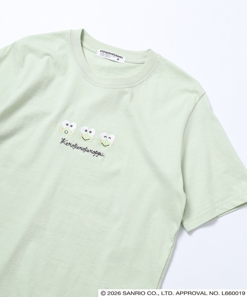 sanrio(サンリオ)の「サンリオキャラクターズ 天竺半袖Tシャツ(Tシャツ/カットソー・レディース・ラベンダー/ブラック/ネイビー/オートミール/ピンク/オフホワイト/ホワイト/ネイビー系/ライトグリーン系/アイボリー系/ブラック系1/ブラック系/ホワイト系1/ホワイト系/チャコール/サックスブルー系/ライトグリーン/ブルーグレー・M/LL/L)」の12枚目の写真