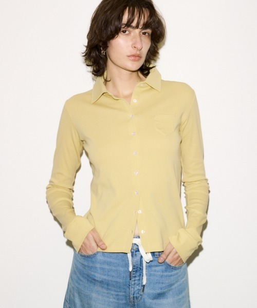 THROW by SLY(スローバイスライ)の「THROW COTTON FLYSE PK SH コットンフライスポケットシャツ 春服 夏服(シャツ/ブラウス・レディース・ライトイエロー/ネイビー・FREE)」の2枚目の写真