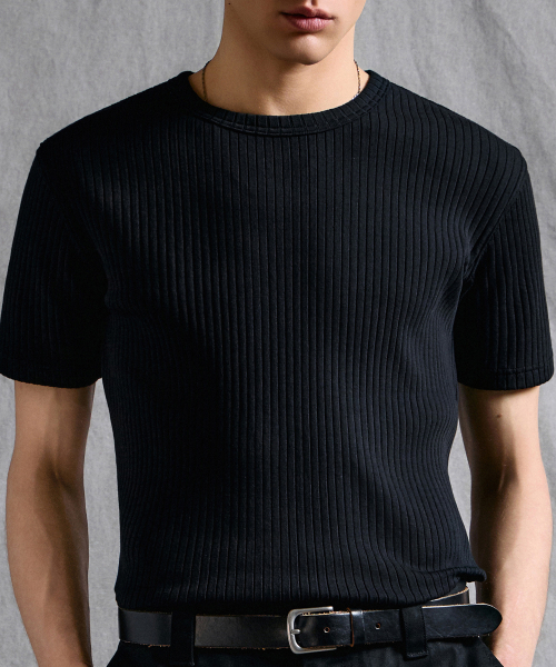 MUSINSA STANDARD（ムシンサスタンダード）の「ワイドリブドマッスルフィットクルーネックTシャツ[ブラック]（Tシャツ/カットソー・メンズ・その他・3XL/MEDIUM/LARGE/X-LARGE/2XL/SMALL）」の4枚目の写真