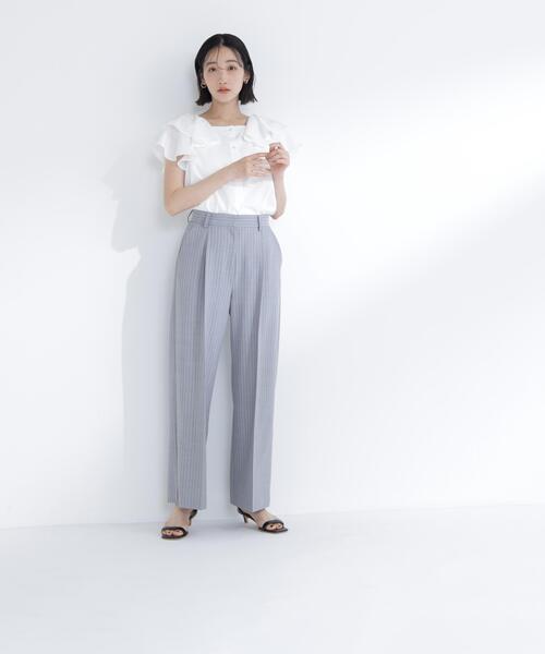 NATURAL BEAUTY BASIC（ナチュラルビューティーベーシック）の「スクエアネックフリルブラウス（シャツ/ブラウス・レディース・ネイビー/ピンク/オフホワイト・ﾌﾘ-）」の10枚目の写真