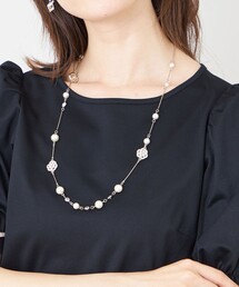 TO BE CHIC（トゥー ビー シック）の「カメリアビジューネックレス（ネックレス）」