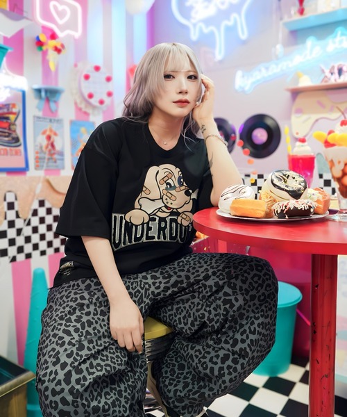 GALFY(ガルフィー)の「【別注】GA×GALFY-別注わんわん大学Tee(Tシャツ/カットソー・レディース・ホワイト/ブラック/ピンク・S/L/XL)」の18枚目の写真