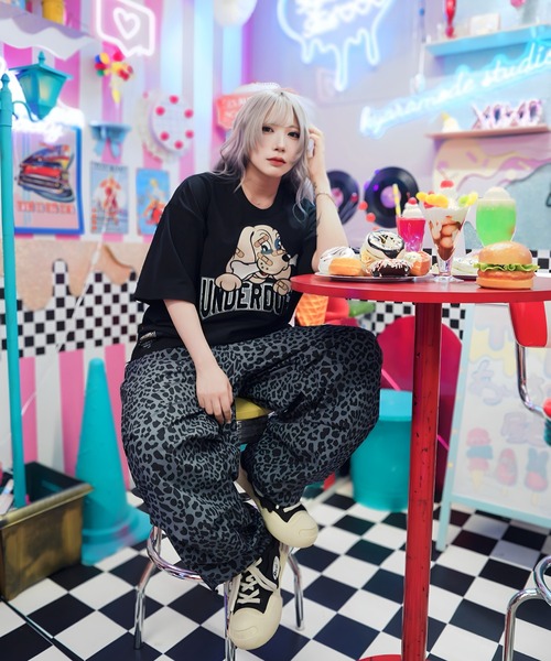 GALFY(ガルフィー)の「【別注】GA×GALFY-別注わんわん大学Tee(Tシャツ/カットソー・レディース・ホワイト/ブラック/ピンク・S/L/XL)」の17枚目の写真