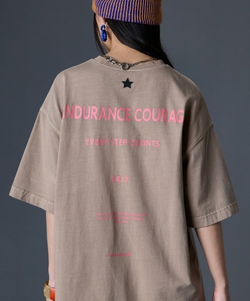 GEVS.(ジェイヴィス)の「綿100%ロゴプリントチュニックTシャツ<大きいサイズ有>GEVS.(その他トップス・レディース・オフホワイト/ブラック/ベージュ・M/L/LL/3L/4L/5L)」の17枚目の写真