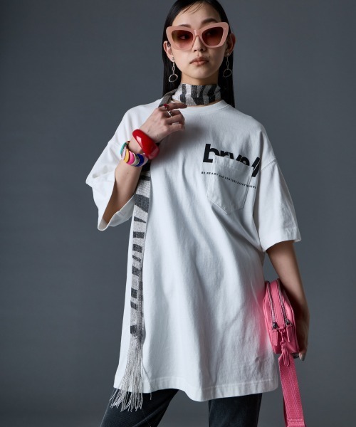 GEVS.(ジェイヴィス)の「綿100%ロゴプリントチュニックTシャツ<大きいサイズ有>GEVS.(その他トップス・レディース・オフホワイト/ブラック/ベージュ・M/L/LL/3L/4L/5L)」の21枚目の写真