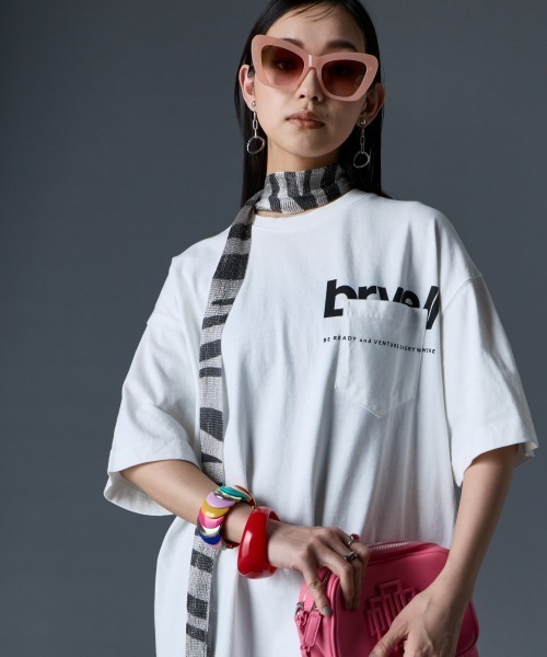 GEVS.(ジェイヴィス)の「綿100%ロゴプリントチュニックTシャツ<大きいサイズ有>GEVS.(その他トップス・レディース・オフホワイト/ブラック/ベージュ・M/L/LL/3L/4L/5L)」の22枚目の写真