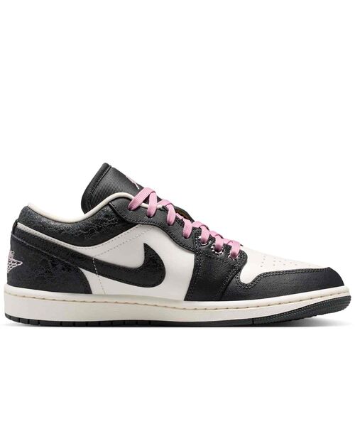 JORDAN BRAND(ジョーダンブランド)の「エア ジョーダン 1 LOW SE ウィメンズシューズ / Air Jordan 1 Low SE Women's Shoes II0595-001 Anthracite(スニーカー・レディース・スミクロ・23.5/24.5/25.5/22.5/23/24/25/26/22)」の3枚目の写真