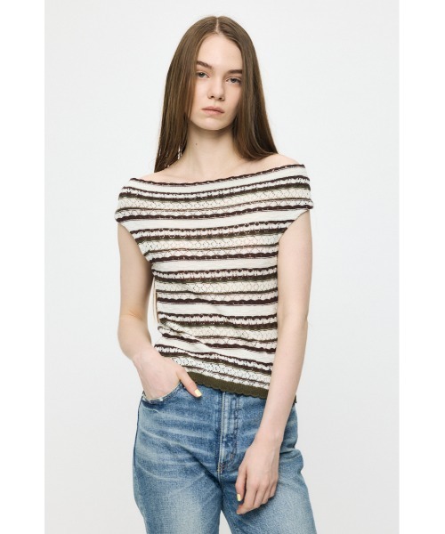 MOUSSY(マウジー)の「STRIPED OFF SHOULDER トップス(ニット/セーター・レディース・ライトピンク/ブラック/ホワイト系その他/グリーン系その他2・FREE)」の3枚目の写真