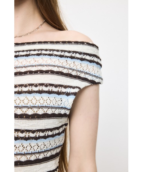 MOUSSY(マウジー)の「STRIPED OFF SHOULDER トップス(ニット/セーター・レディース・ライトピンク/ブラック/ホワイト系その他/グリーン系その他2・FREE)」の14枚目の写真